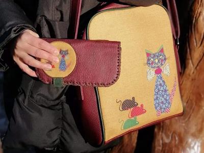 Fare Kedi Figürlü Büyük Postacı Kol Çantası Bordo, Cüzdan Bordo  Etnik Bohem Style Kombin