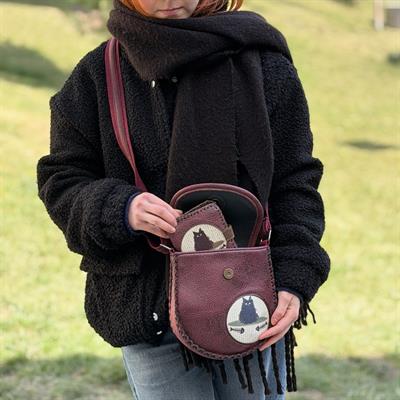 Karamık Figurlu Tasarımlı Capraz Örgulu Kol Cantası ve Cuzdan Kombin –BORDO