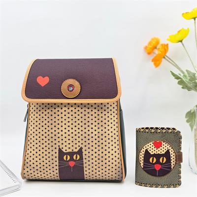 Kedi Aşkı Figürlü Kapaklı Sırt Çantası Yeşil, Küçük Cüzdan Yeşil Etnik Bohem Style Kombin