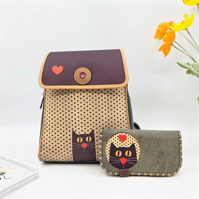 Kedi Aşkı Figürlü Kapaklı Sırt Çantası Yeşil, Büyük Cüzdan Yeşil Etnik Bohem Style Kombin