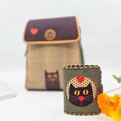 Kedi Aşkı Figürlü Kapaklı Sırt Çantası Yeşil, Küçük Cüzdan Yeşil Etnik Bohem Style Kombin