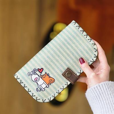 Kalbini Taşı! Kedi & Köpek Dostluğu Temalı Büyük Cüzdan (Bohem El Yapımı)