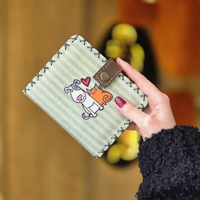 Kalbindeki Sevgi Her An Yanında! Kedi & Köpek Dostluğu Temalı Küçük Cüzdan (Bohem El Yapımı)