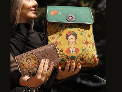 Klasik Frida Figürlü Kapaklı Sırt Çantası Siyah, Büyük Cüzdan Etnik Bohem Style Cüzdan Kahverengi Kombin