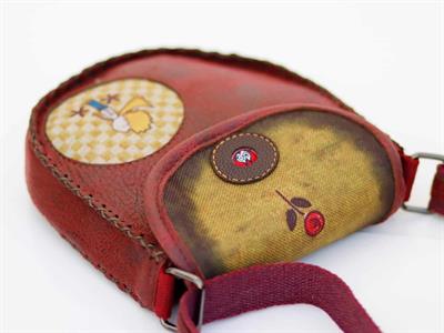 Küçük Prens Figürlü Çapraz Örgülü Kol Çantası Etnik and Bohem Style - Bordo