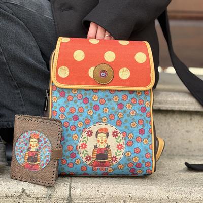 Mavi Frida Figürlü Kapaklı Sırt Çantası Kahve, Cüzdan Kahve Etnik Bohem Style Kombin 
