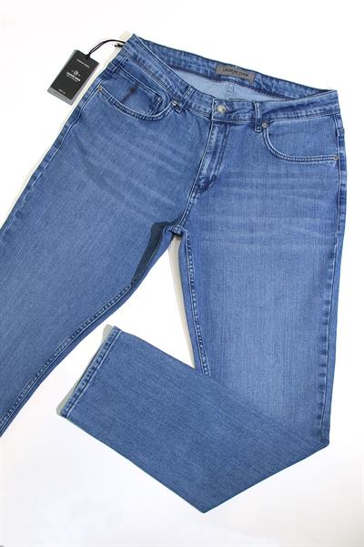 LACARINOYüksek Bel Dar Paça Light Blue Jean Pantolon