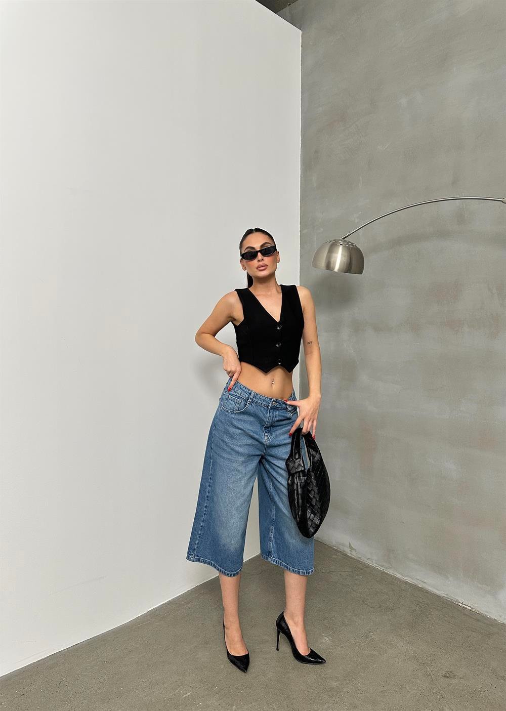 LACARINOKadın Baggy Model Blue Bermuda Jean 