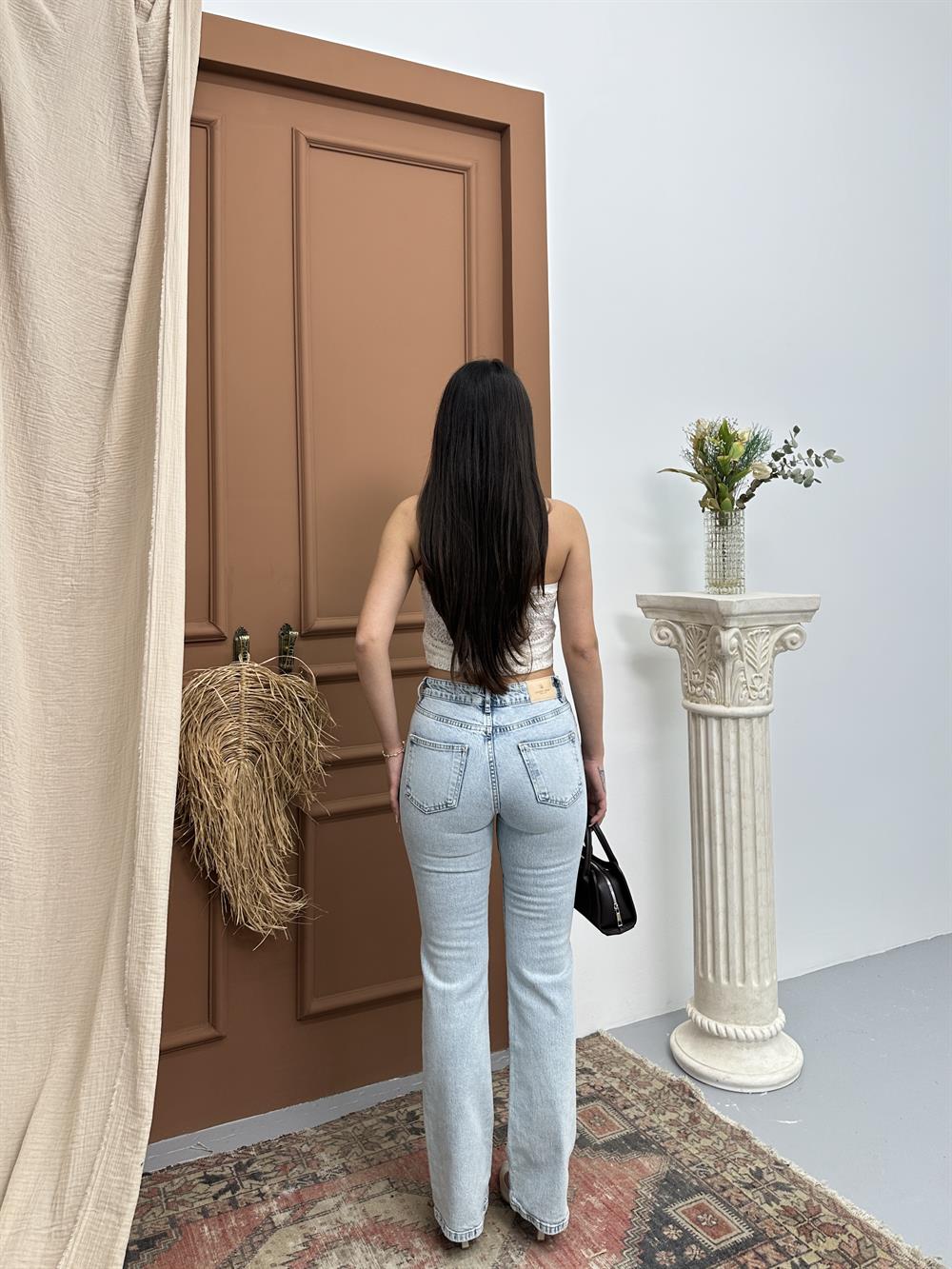 LACARINOYüksek Bel kemer Toka Detaylı Yarım İspanyol Paça Light Blue Jean Pantolon