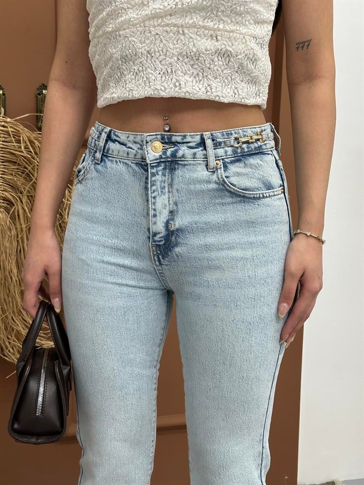 LACARINOYüksek Bel kemer Toka Detaylı Yarım İspanyol Paça Light Blue Jean Pantolon