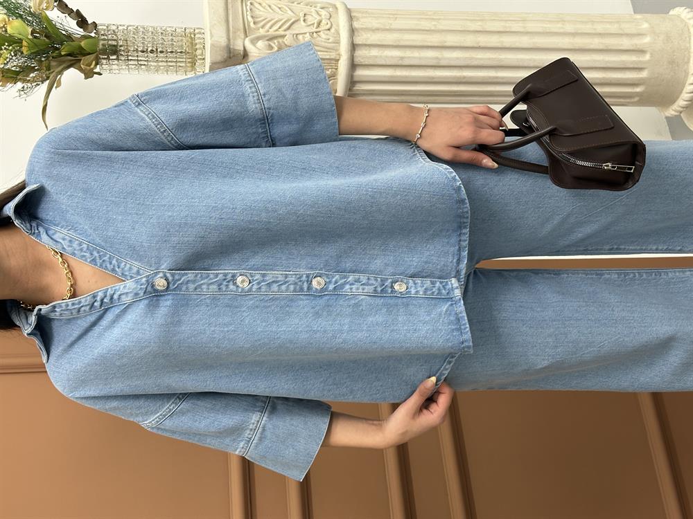 LACARINOYarım Kol Arka Köprü Detayı Light Blue Denim Gömlek 