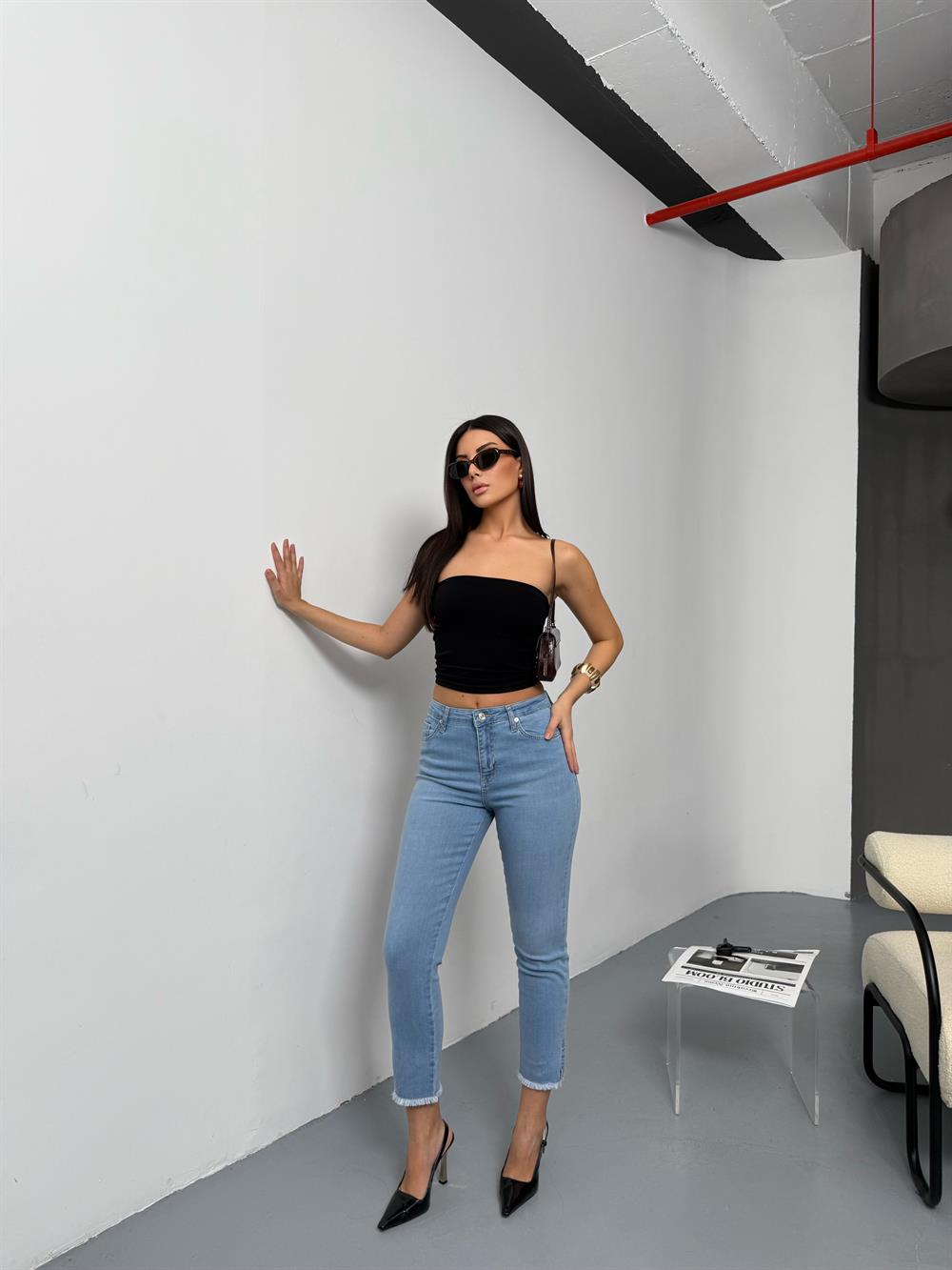 LACARINOYüksek Bel Paça Kesik Püskül Detaylı Light Blue Jean Pantolon