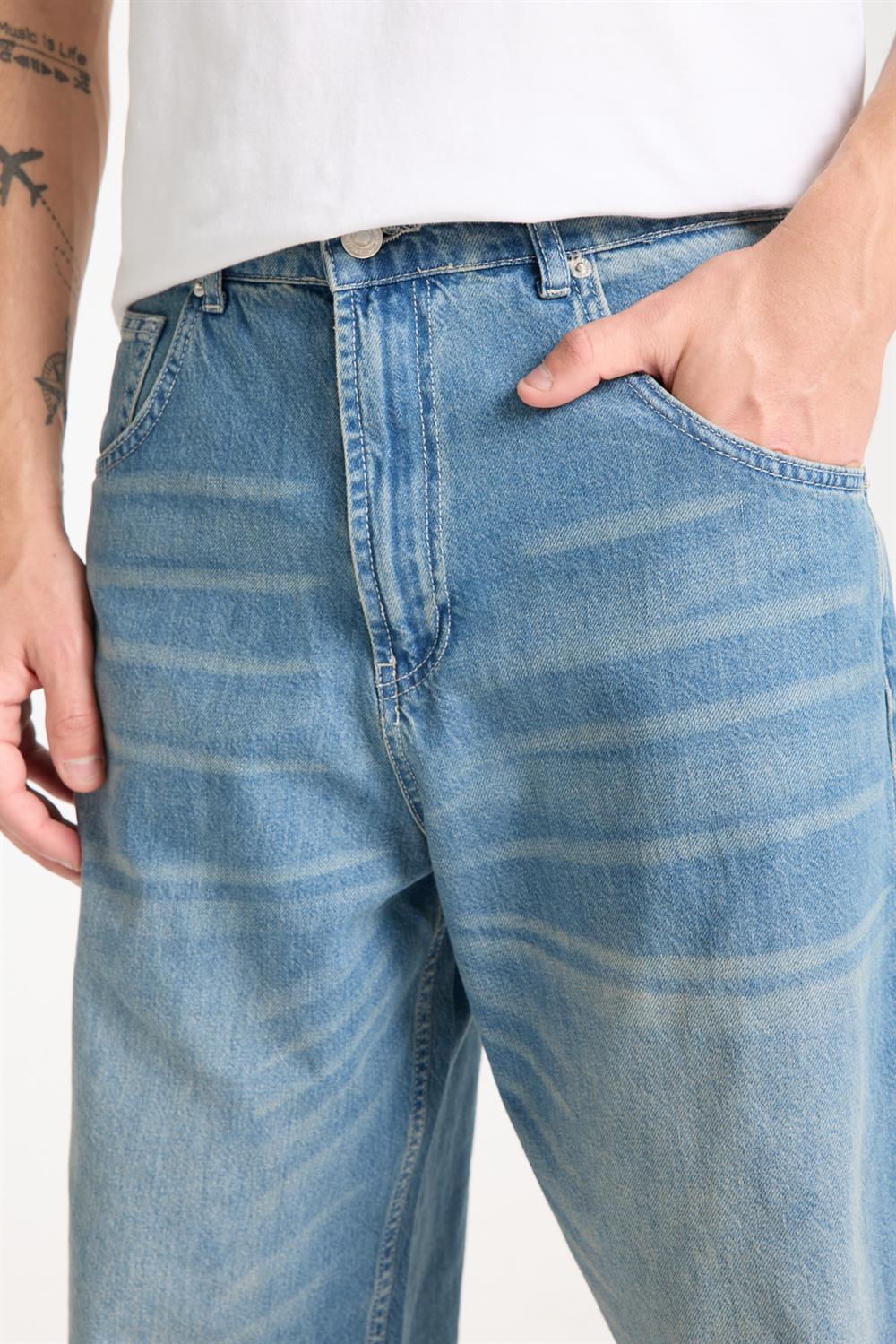 LACARINOErkek Rahat Kalıp Bol Kesim Super Baggy Blue Tint Jean Pantolon