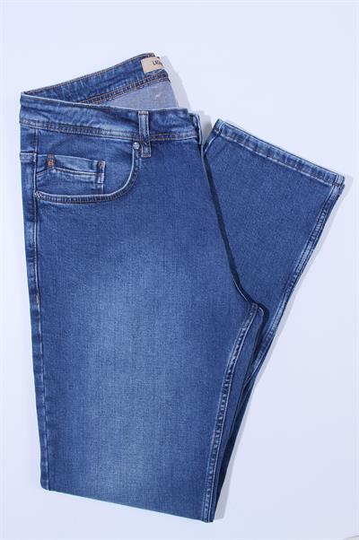 LACARINOErkek Yüksek Bel Battal Kesim Boru Paça Blue Jean Pantolon