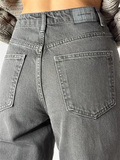 LACARINOKadın Yüksek Bel Boru Kesim Basalt Grey Jean Pantolon