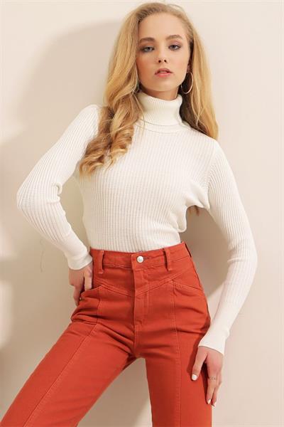 10311 Balıkçı Yaka Triko Kazak - Beyaz