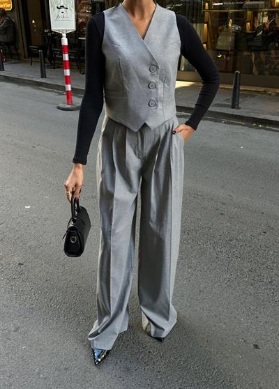 330 Gr Poly Viscose Astarli Suit Takim