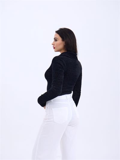 42531 TRİKO SİMLİ YAKALI CROP-SİYAH