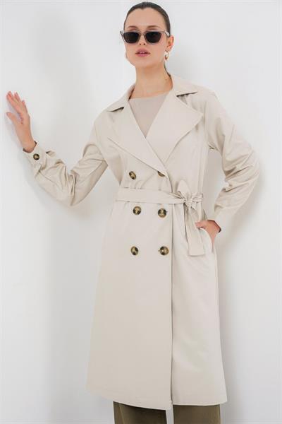 5853 Kruvaze Yaka Arkası Baskılı Trençkot - A.Bej