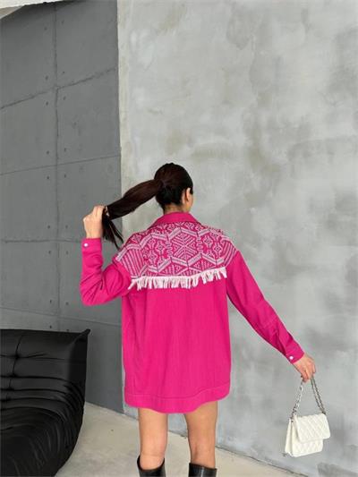 ARKASI NAKIŞLI GÖMLEK - Fuşya