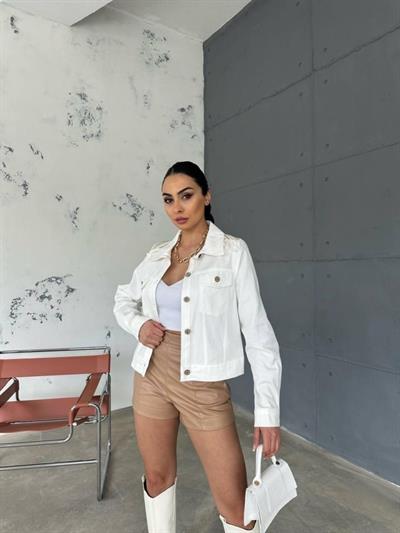 ARKASI NAKIŞLI PÜSKÜLLÜ CROP CEKET - Beyaz