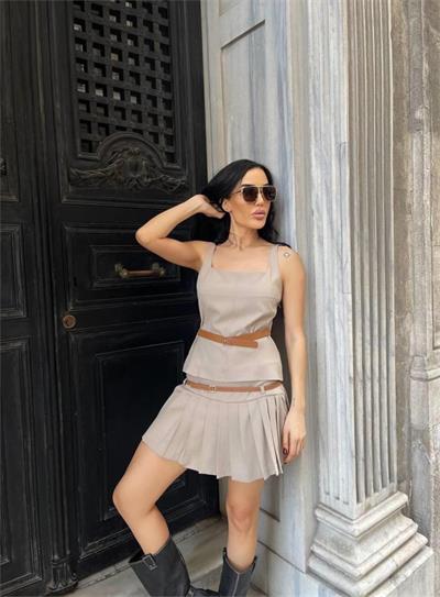 ASKILI CROP BLUZ KARE YAKA KEMER DETAYLI - Bej