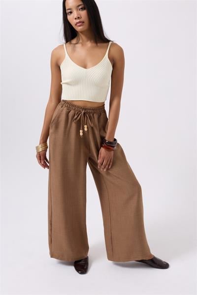 Aksesuar Detay Keten Pantolon