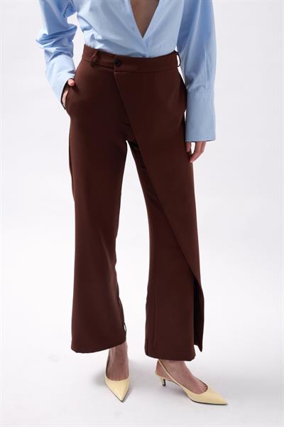 Anvelop Detay Asimetrik Pantolon