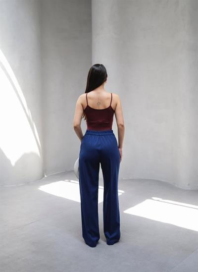 Arkasi Lasti̇kli̇ Pi̇leli̇ Dökümlü Wide Leg Pantolon