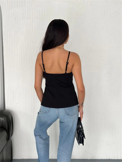 Askılı Dekolte Deraylı Bluz Crop - Siyah