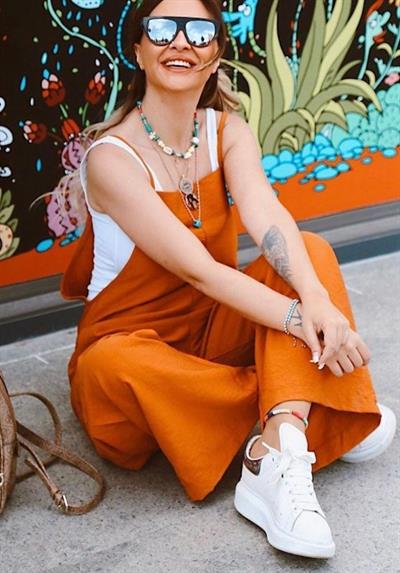 Atlet Dahil Aerobin Kumaş Tulum