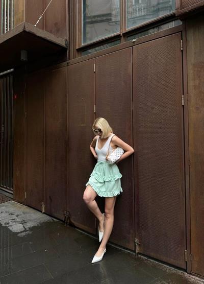 BEL LASTİKLİ KAT FIRFIR DETAYLI KISA ETEK - Yeşil