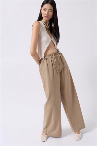 Bağcık Detay Pamuklu Pantolon