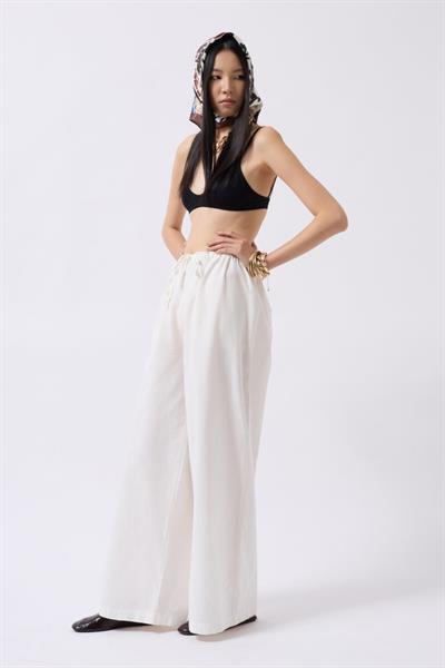 Bağcık Detay Pamuklu Pantolon