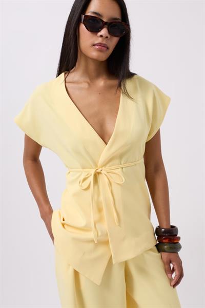 Bağcık Detay Yelek