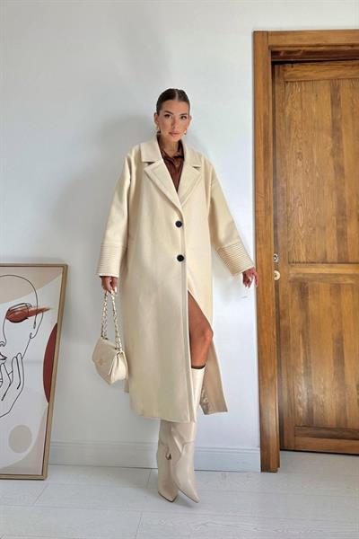 Bej Manşet Detaylı Kaban