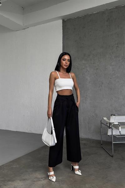 Bel Düğme Detayli Pantolon