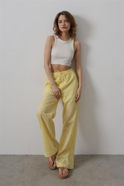 Beli Bağlamalı Brode Pantolon - Sarı