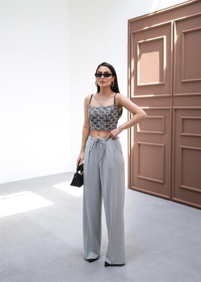 Beli̇ Lasti̇k Ve Bağcikli Geni̇ş Paça Pantolon