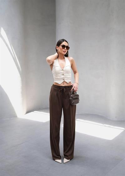 Beli̇ Lasti̇k Ve Bağcikli Geni̇ş Paça Pantolon