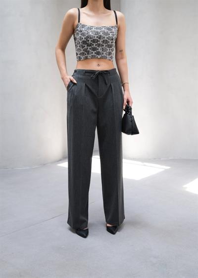 Beli̇ Lasti̇k Ve Bağcikli Geni̇ş Paça Pantolon