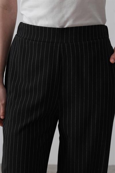 Beli Yarım Lastikli Palazzo Pantolon - Siyah-Beyaz