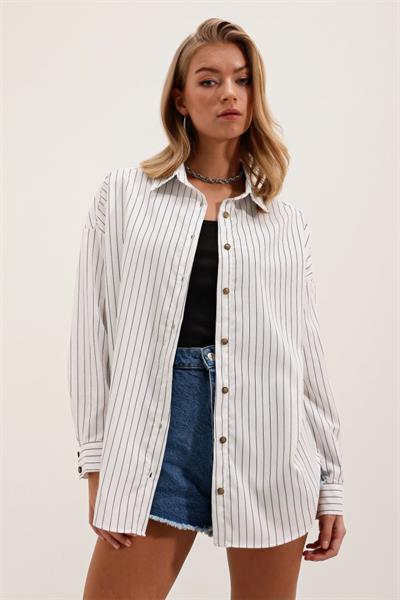 Beyaz Siyah Çizgili Oversize Uzun Basic Gömlek 3900
