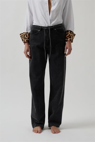 Biye Detay Straight Jean