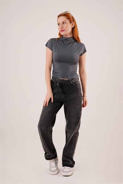 Boğazlı Parlak Kumaş Antrasit Crop