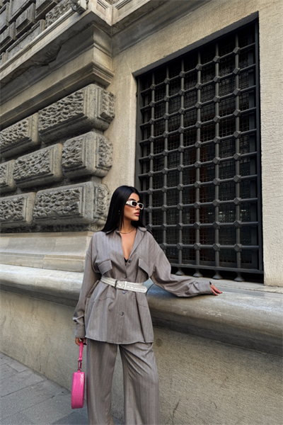 ÇİZGİLİ ARKA TASARIM  DETAYLI  GÖMLEK-PANTOLON TK - Gri