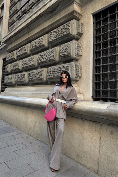 ÇİZGİLİ ARKA TASARIM  DETAYLI  GÖMLEK-PANTOLON TK - Gri