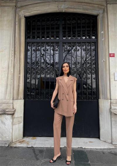 ÇİZGİLİ UZUN YELEK - PANTOLON TAKIM POLVİSCON - Kahverengi