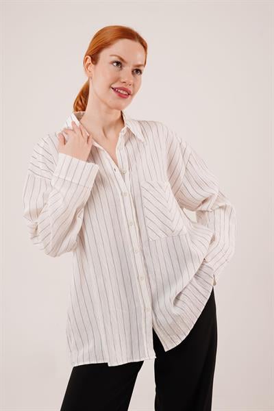Cep Çizgi Detaylı Beyaz Gömlek