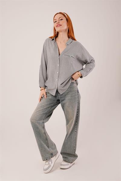 Cep Detay Çizgili Oversize Gri Gömlek